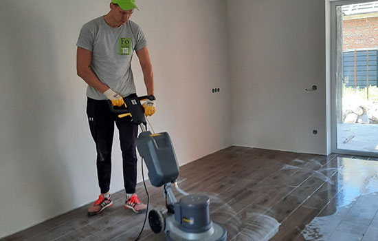 Уборка таунхаусов в Киеве Формкла Чистоты